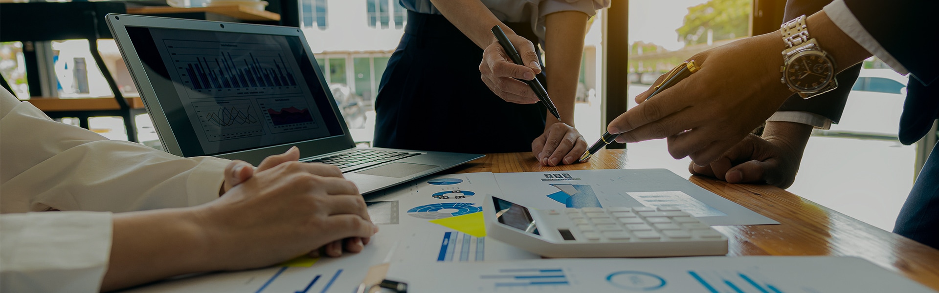 ジャンルを横断してあらゆるアイデアを具体化する会社です。